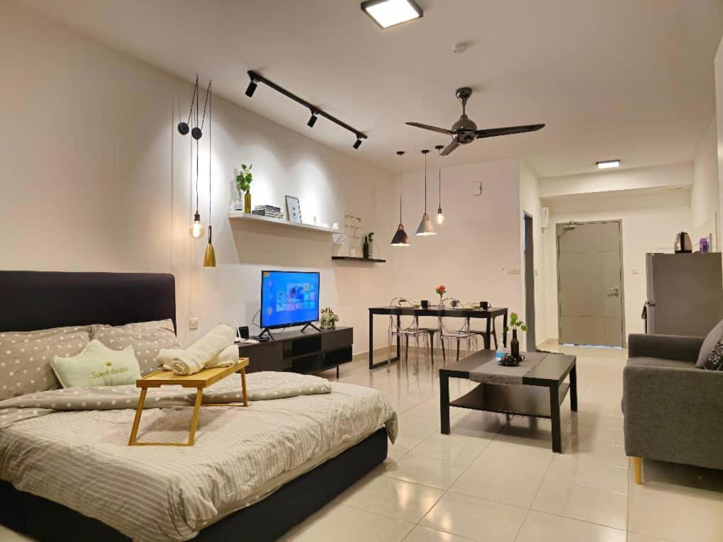 Tiara Imperio Studio 舒适和温暖环境适合情侣享受家的感觉 กาจัง ภายนอก รูปภาพ